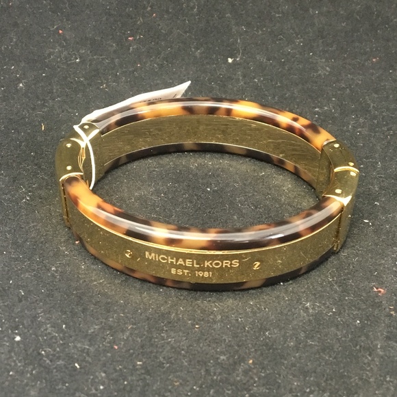 Michael Kor Logo Plaque Tortoise Gold Bracelet mk2 - Picture 1 of 2